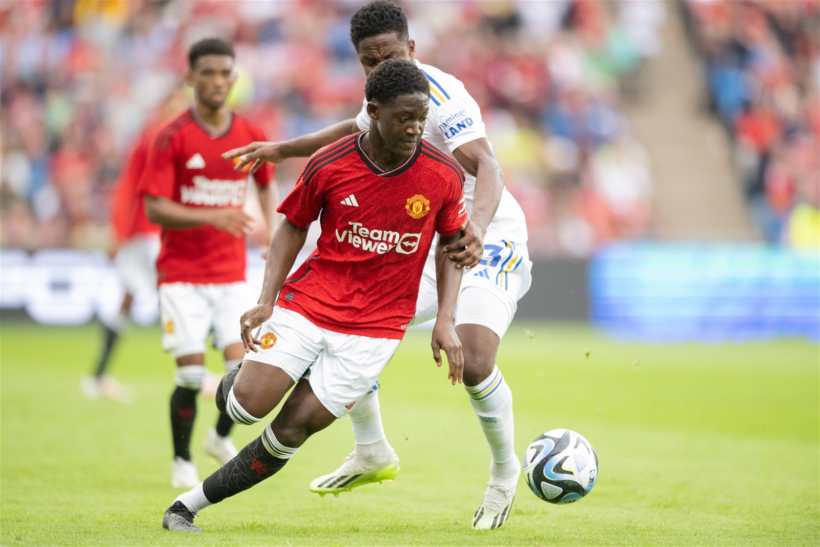 Two Man United first-team stars laud Kobbie Mainoo's performance vs Leeds -  UtdDistrict